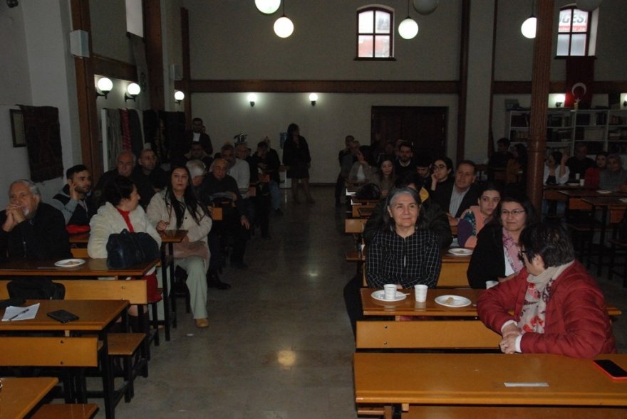 ÇÜTAM’da yapay zekâ konferansı