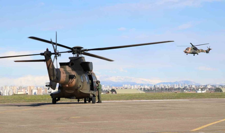 Mehmetçik’ten deprem bölgelerine yardım sortisi