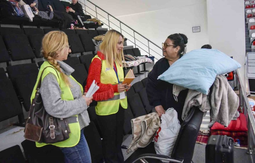 Depremzede vatandaşlara psikolojik destek