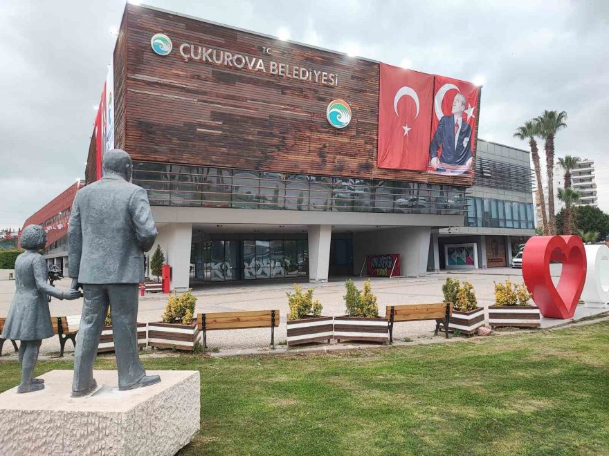 Çukurova Belediye Başkanı Çetin, saldırı girişiminin detaylarını anlattı