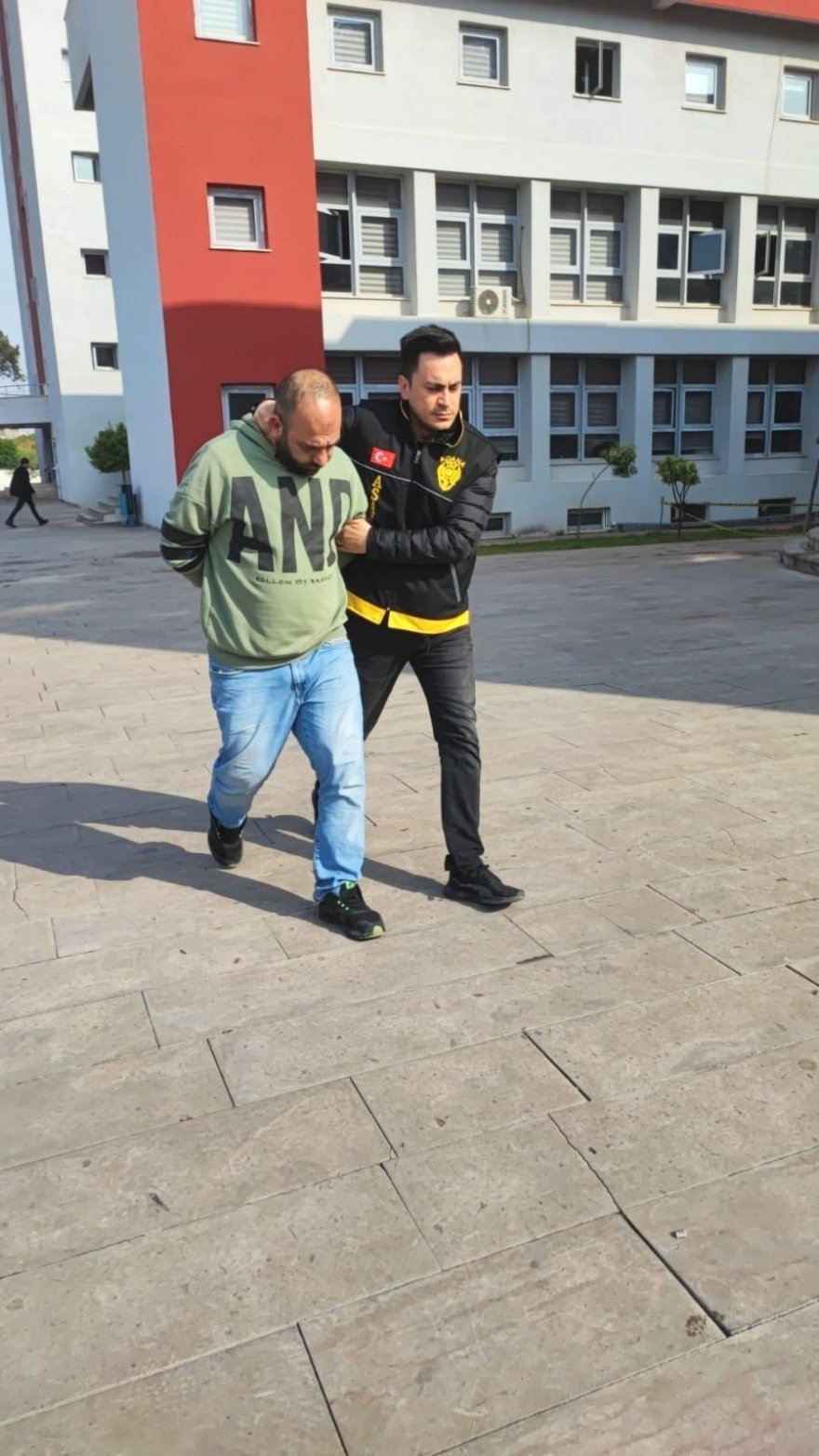 Çaldığı motosiklet ile yakalanan şüpheli serbest kaldı