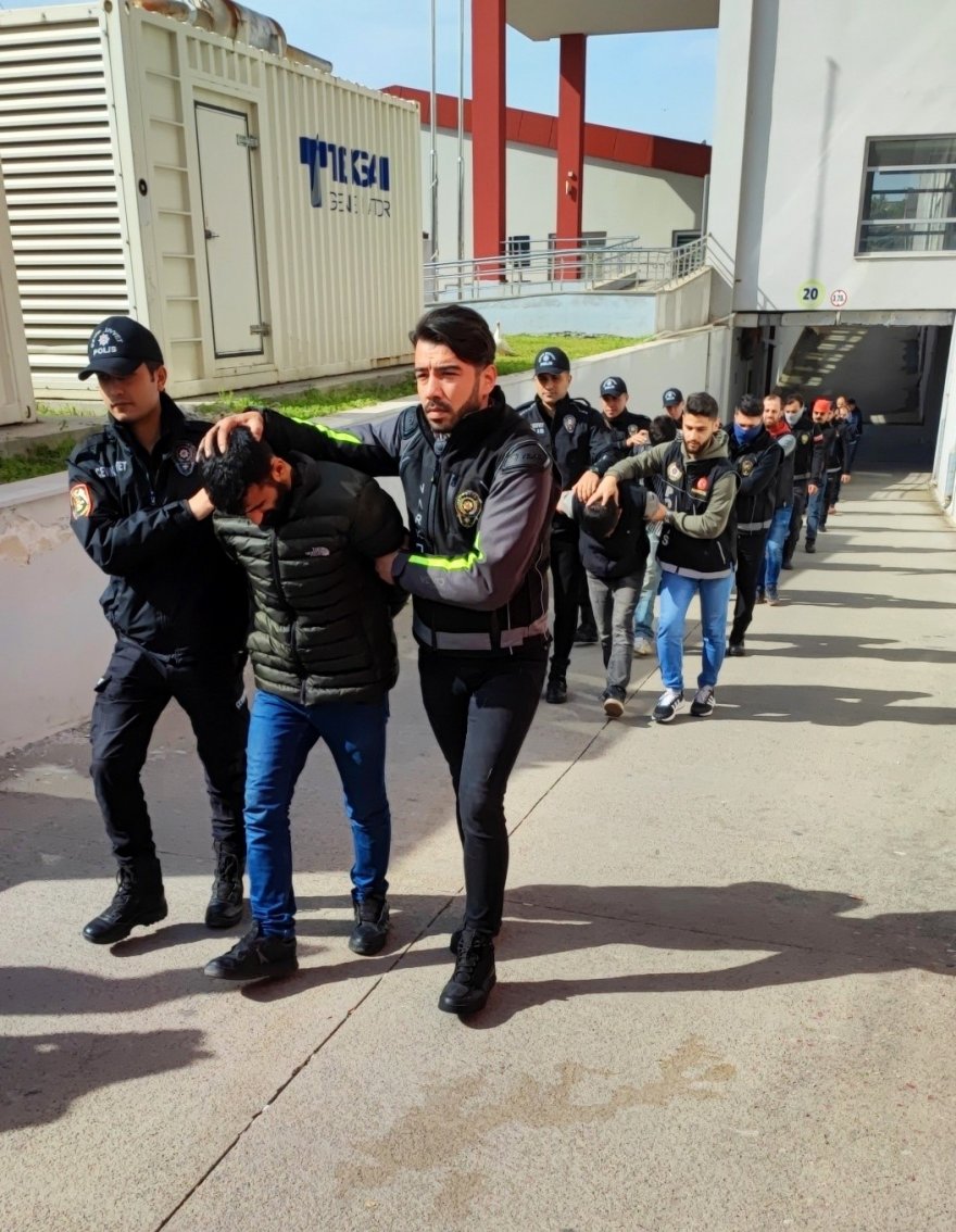 Kökünü Kurutma Operasyonu’nda 122 ’torbacı’ tutuklandı