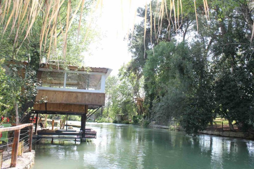 Adana, bayram tatilinde doğa tutkunlarının akınına uğradı