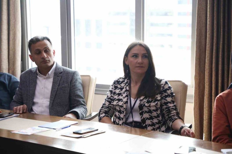 Adana Büyükşehir Belediyesi, kadın erkek eşitliğinin sağlanmasına yönelik personel eğitimlerine devam ediyor
