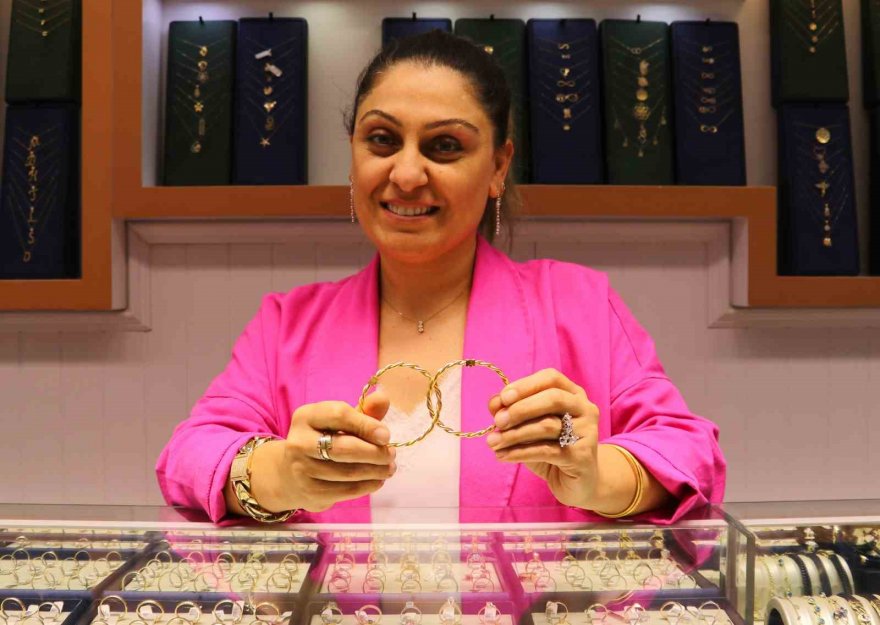 Altın fiyatlarındaki yükselişe rağmen ’Adana burması’ yoğun talep görüyor