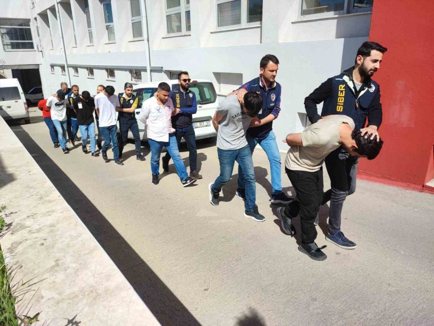 Sanal devriye ekipleri 3 milyon TL dolandıran şüphelileri yakaladı