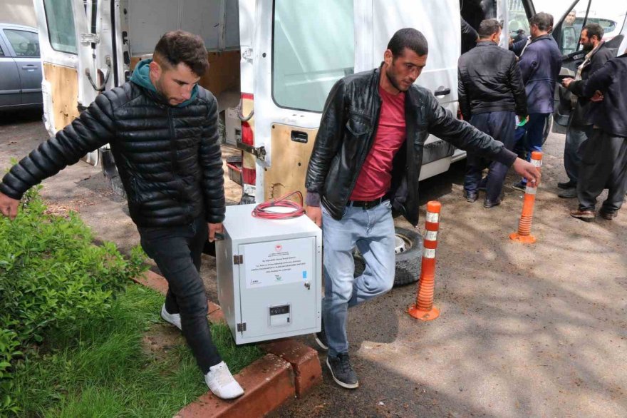 Göçer hayvancılara güneş paneli desteği