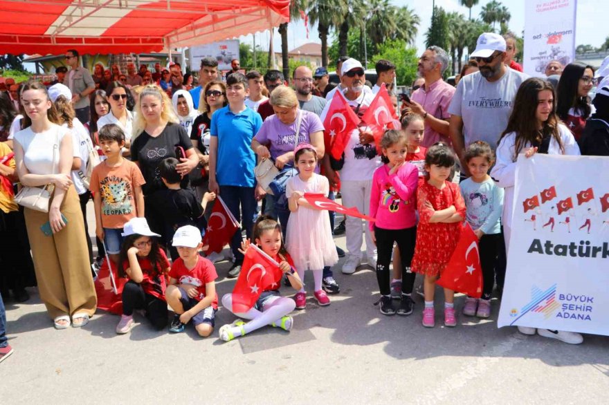Adana’da 19 Mayıs Atatürk’ü Anma, Gençlik ve Spor Bayramı coşkusu