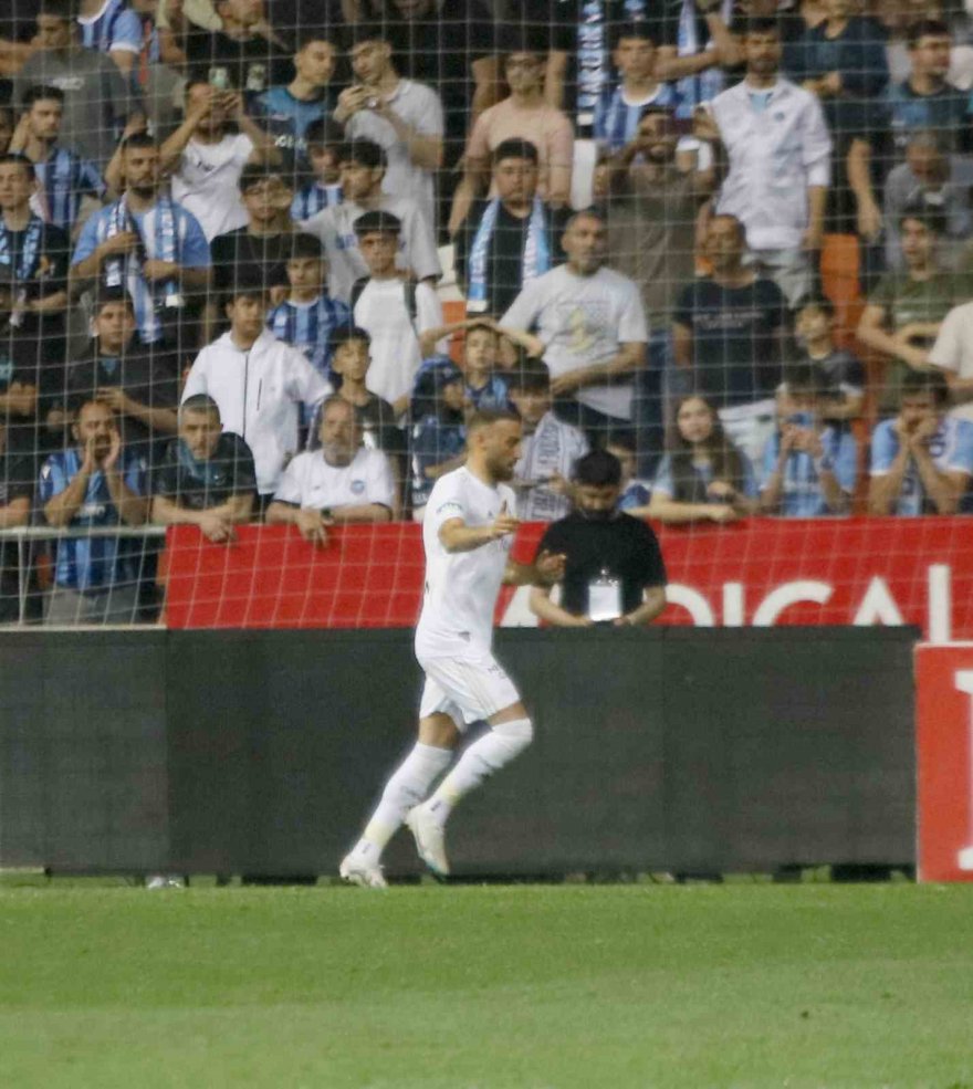 Adana Demirspor evinde Beşiktaş'a takıldı: 1-4