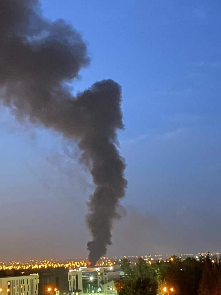 Geri dönüşüm fabrikasında yangın çıktı