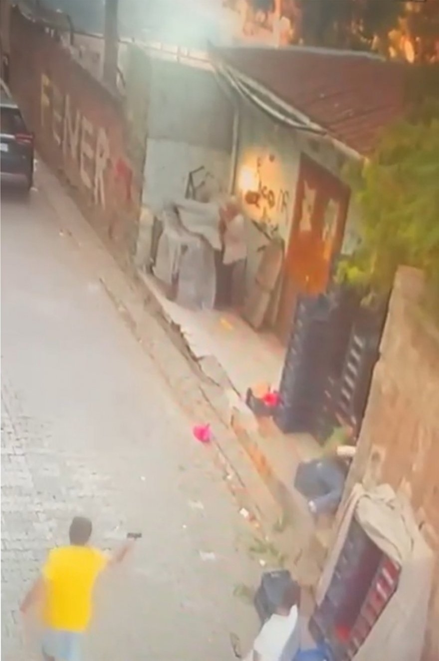 Kayınbaba ve kayınbirader damada sokakta kurşun yağdırdı