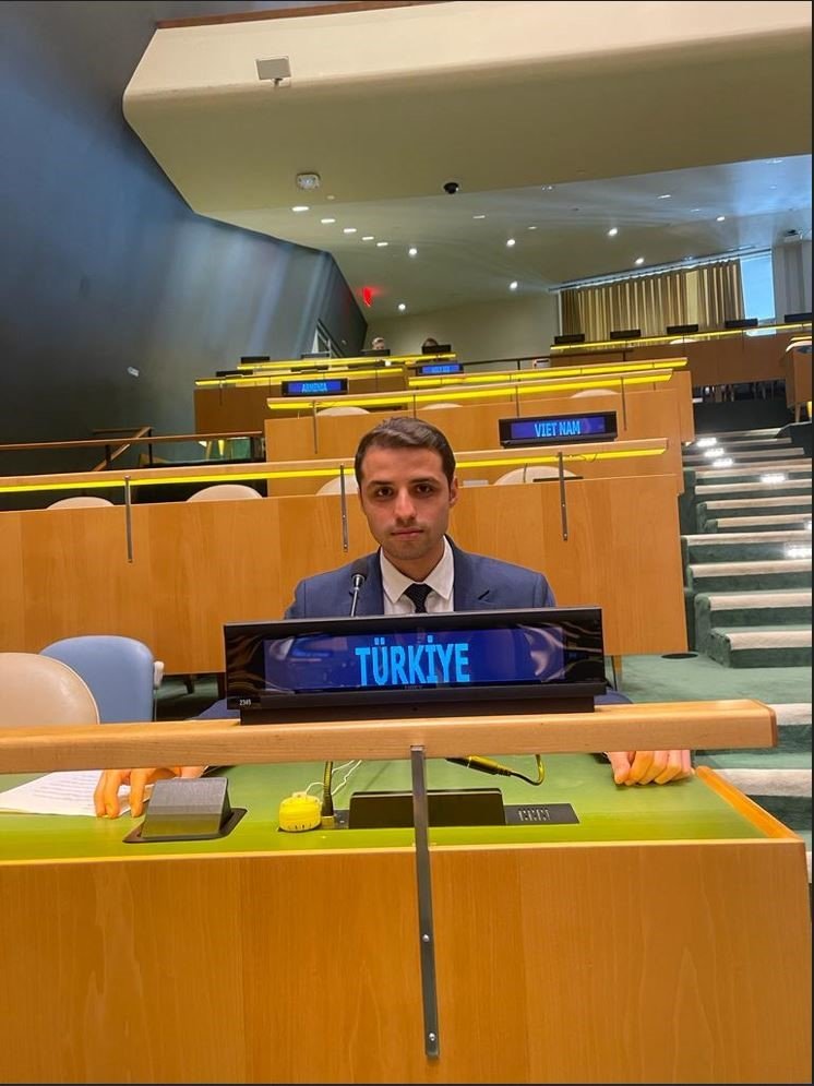 ATÜ’lü öğrenci BM kürsüsünden depremi anlattı