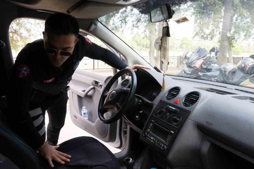 Adana polisinin ’şok uygulamaları’nda bin 287 adet ruhsatsız silah ele geçirildi