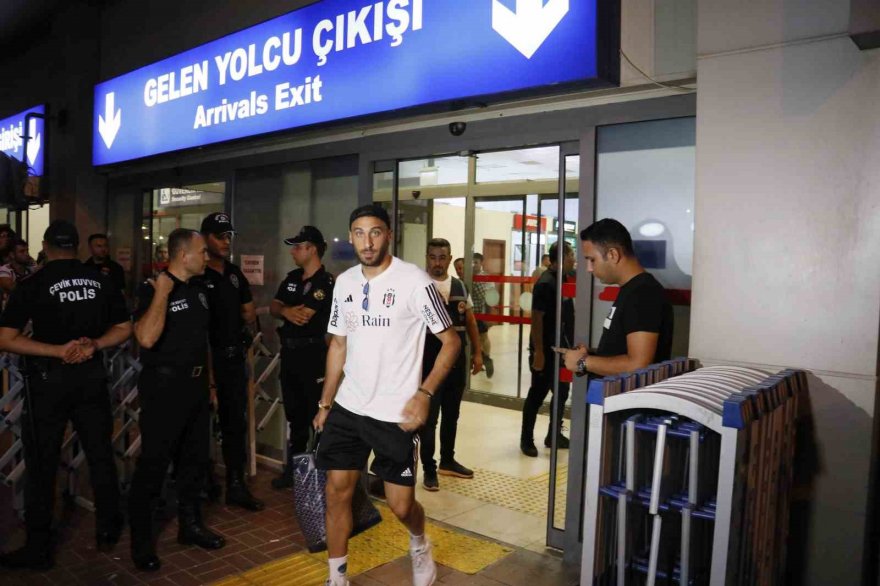 Beşiktaş, Adana’ya geldi