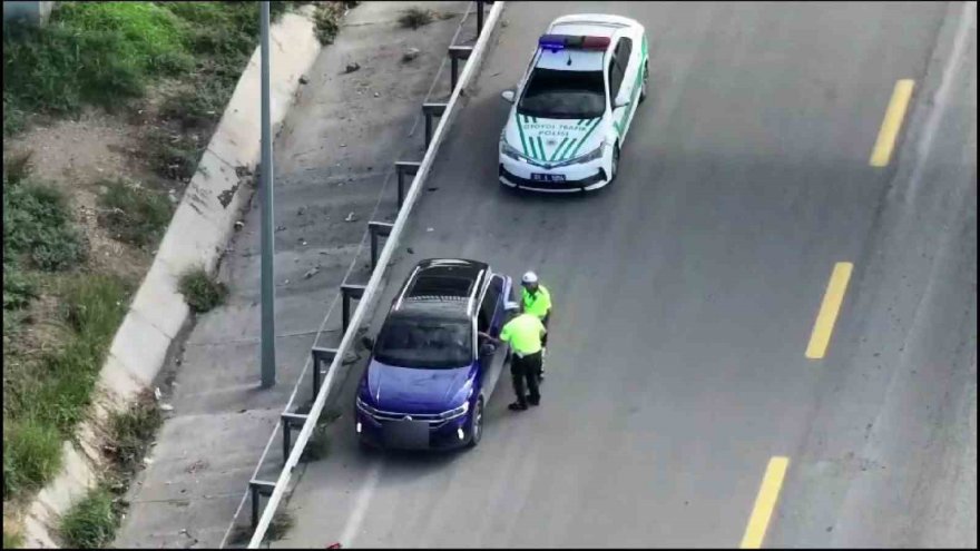 Adana’da sürücülere yönelik dron ile denetim