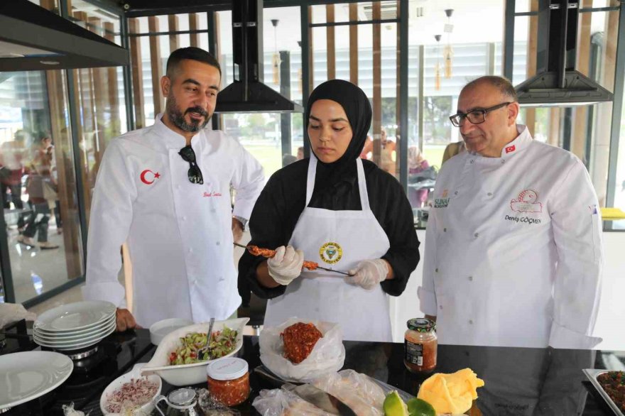 Yüreğir Belediyesi Kültürevleri lezzette yarıştı