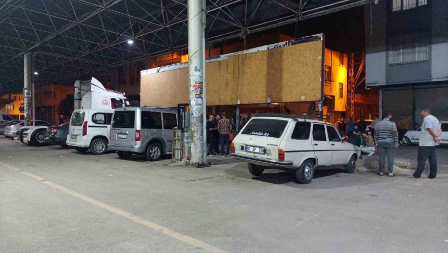 Düğüne elektrik verme kavgası kanlı bitti: 1 ölü