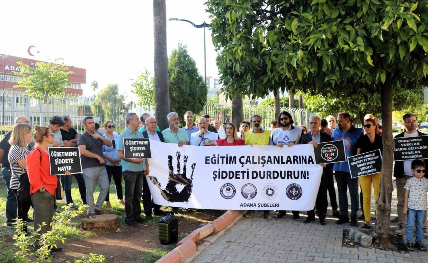 Eğitim sendikaları eğitimciye şiddeti kınadı