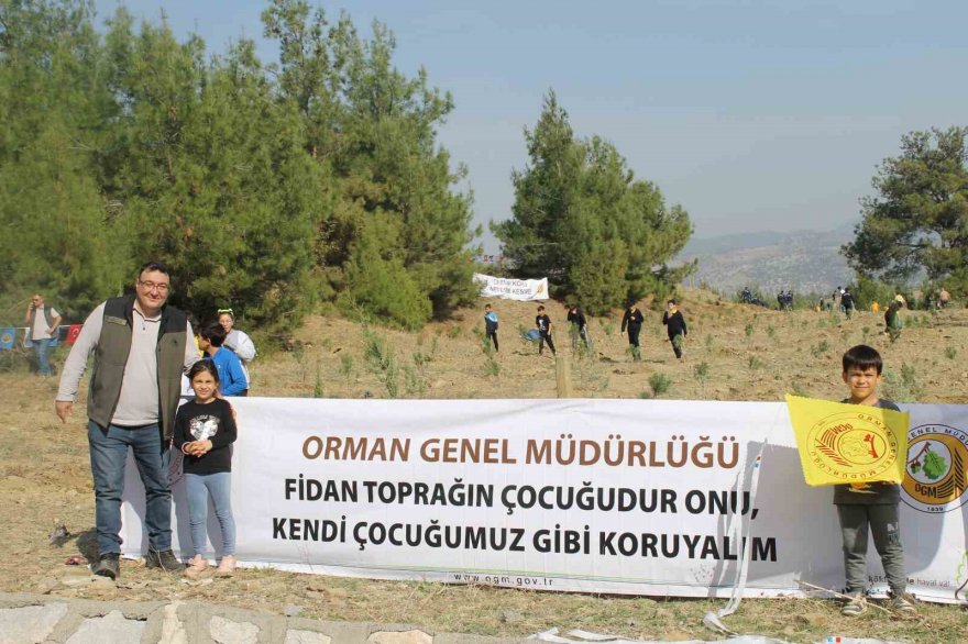 Adana’da 2023 yılı içinde 95 bin 800 fidanın toprakla buluşması hedefleniyor