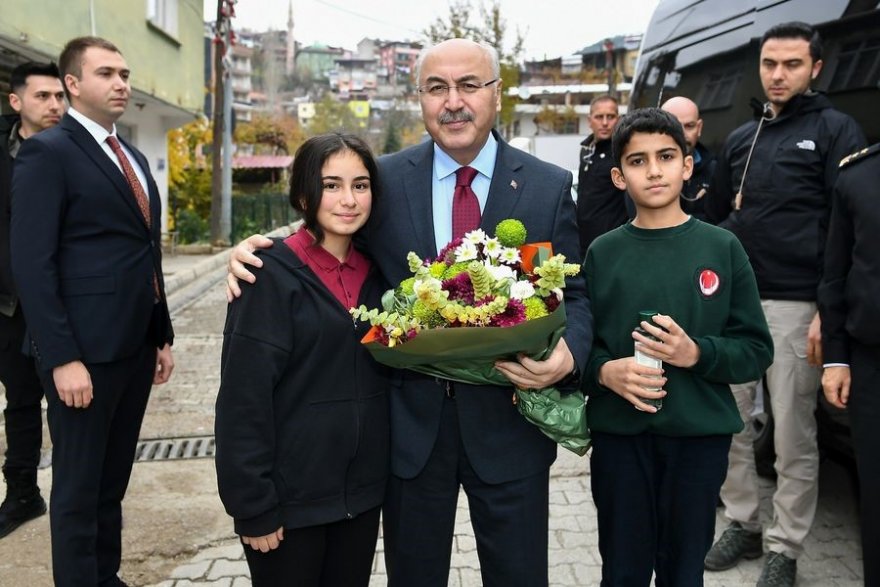 Adana Valisi Köşger, Kuzey Adana yatırımlarını inceledi