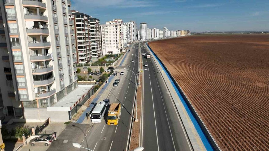 Ahmet Zenbilci Bulvarı açıldı, Adanalılar Murat Kekilli konseriyle coştu