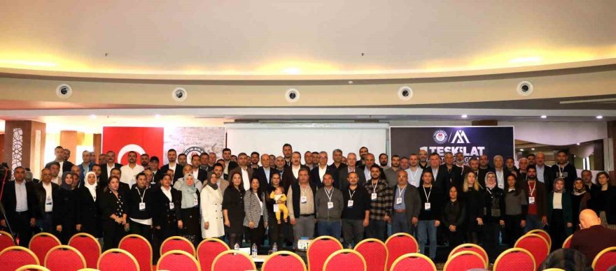 Eğitim-Bir-Sen 7. Bölge 1. Teşkilat Eğitim Programı Adana’da yapıldı