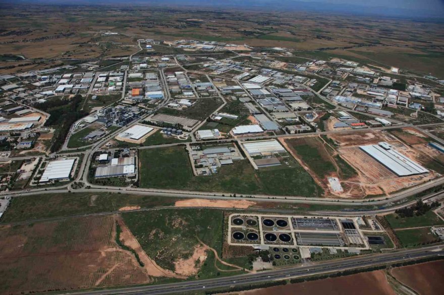 AOSB sanayicisi üretiyor, ülke ekonomisi kazanıyor