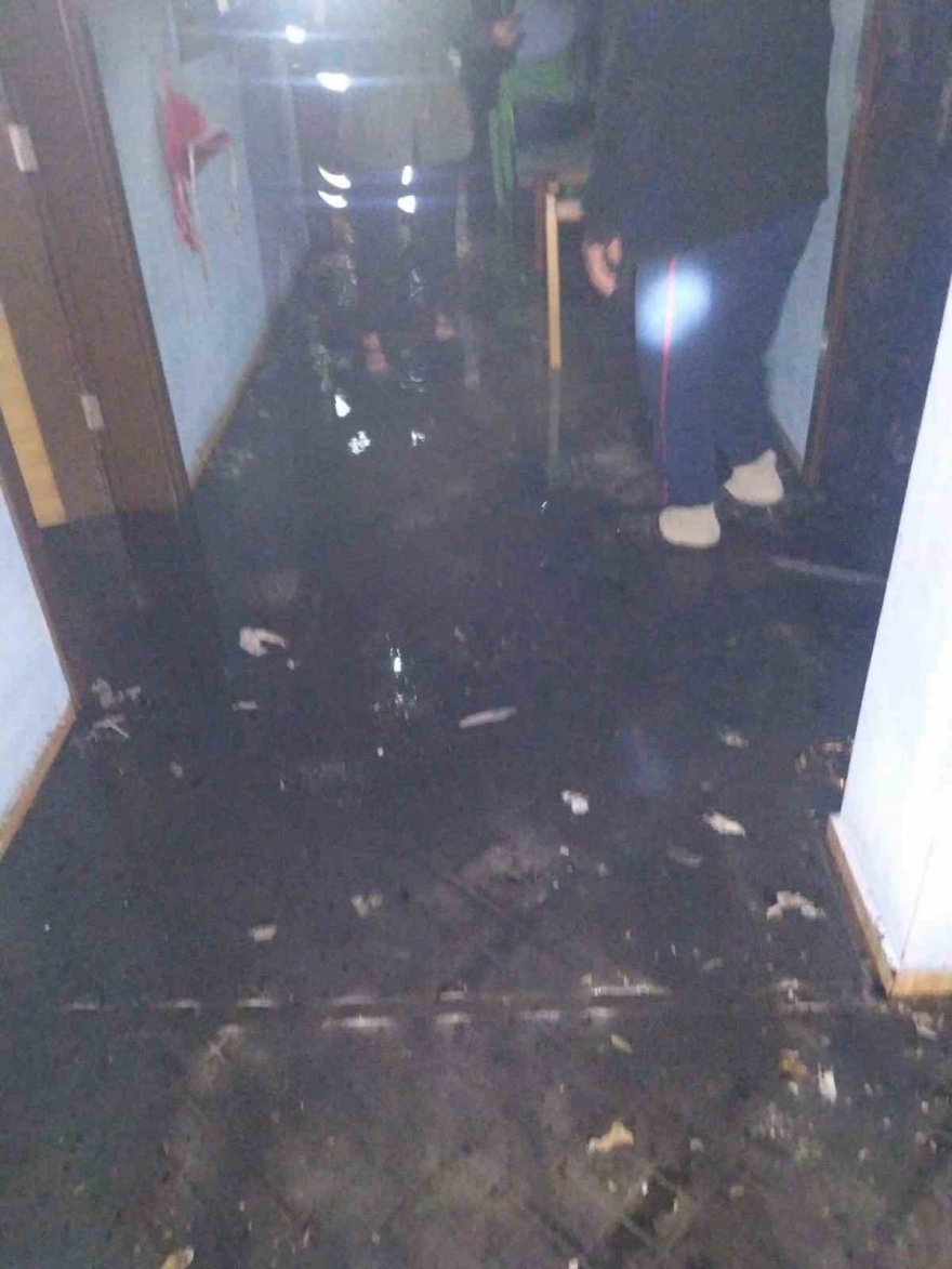 Adana’da elektrikli soba faciası: 3 kişi hayatını kaybetti