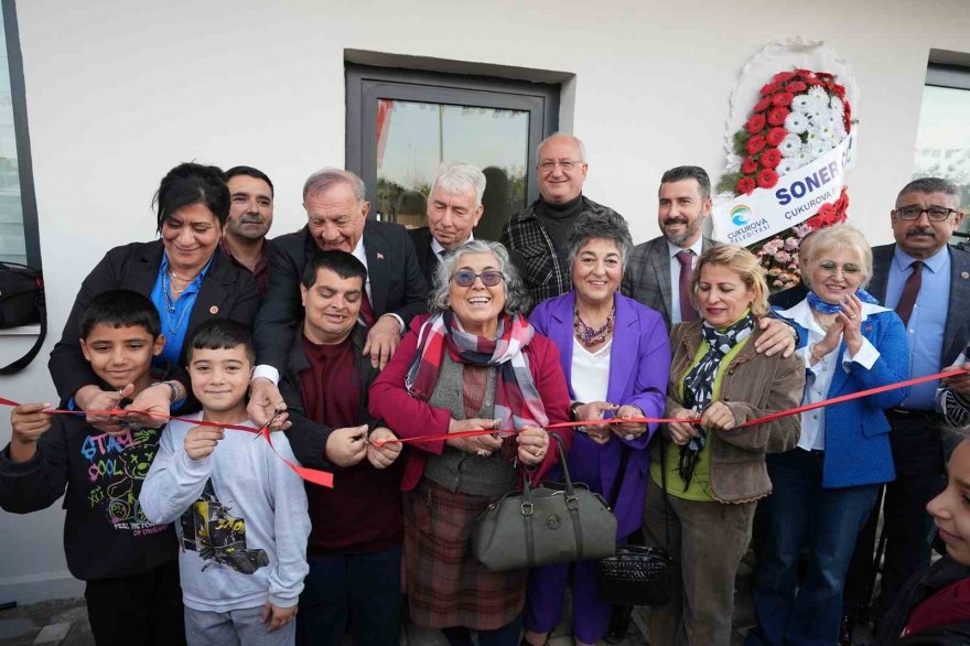 Seyhan’ın 15’inci bilgi evi Mithatpaşa’da hizmete girdi