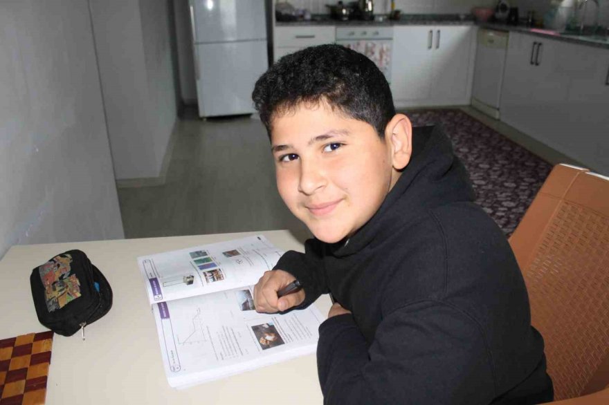 Depremzede aile: “Her yağmur ve soğukta depremi hatırlıyoruz”