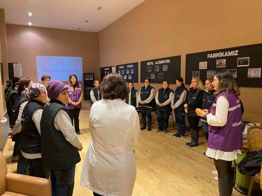 Büyükşehir, kadına yönelik şiddete karşı mücadeleyi sürdürüyor