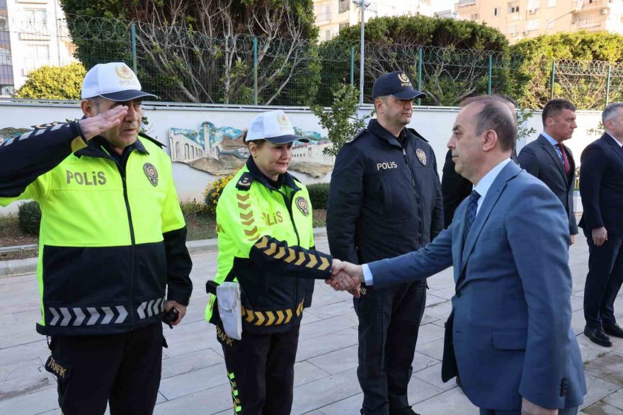 Adana Emniyetinde devir teslim yapıldı