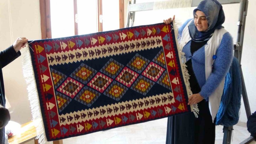 Asırlık gelenek gelecek için ilmek ilmek işleniyor