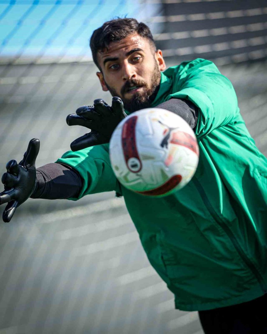 Adana Demirspor, Trabzonspor maçı hazırlıklarını sürdürdü