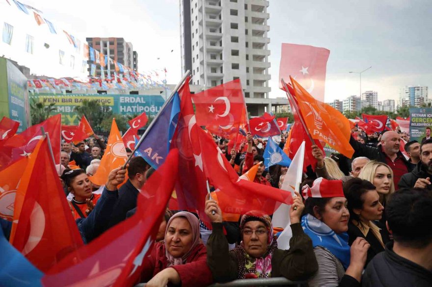 Bakan Özhaseki: “Deprem değil, kötü bina öldürür”