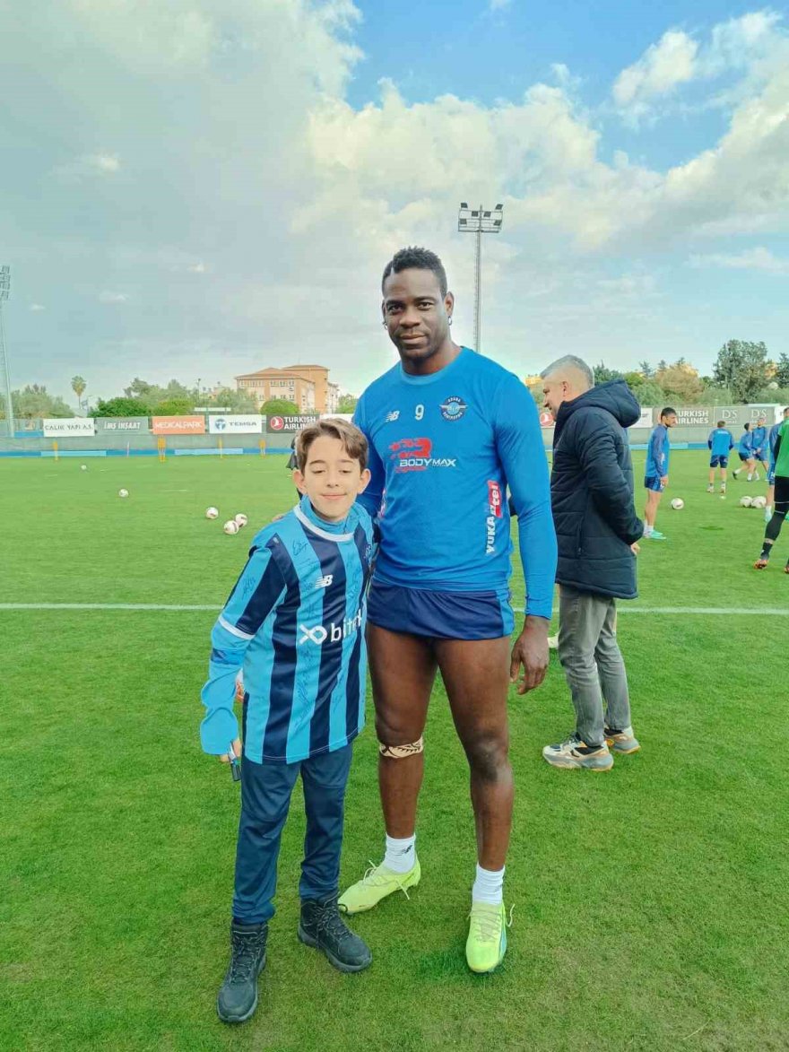 Babası katledilen Demir Güdük’ü Adana Demirspor kulübü ve taraftarları unutmadı