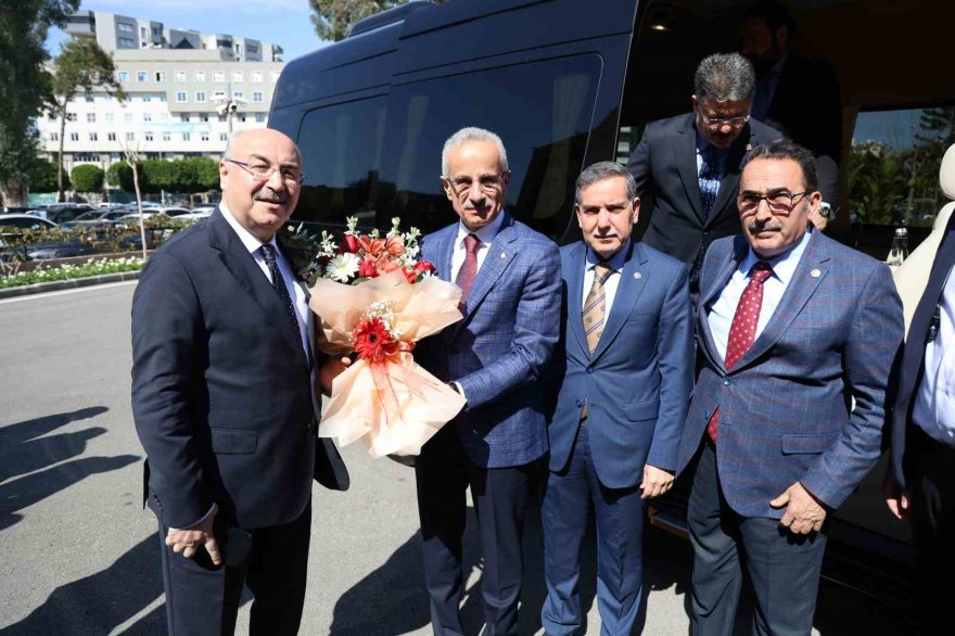 Bakan Uraloğlu: “Bu köşeyi muhafaza etmek lazım”