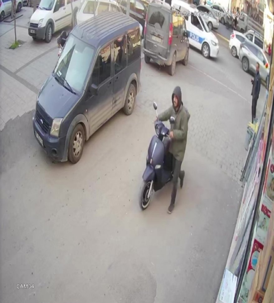 Bit pazarında motosiklet ve elektrikli bisiklet çalan 2 kişi tutuklandı