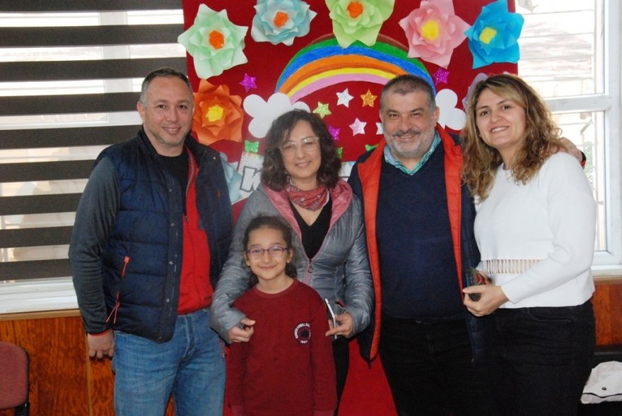 Küçük Ressam Berra Karen’den 1. Kişisel Resim Sergisi