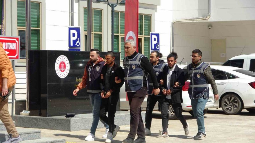 Saldırgan eş firar, bıçaklayan kardeşler adliyede