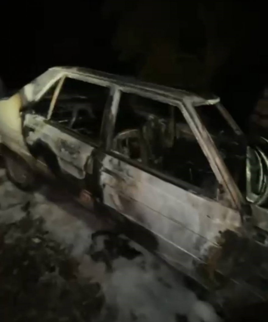 Aracını çalıştırdı otomobil alev topuna döndü