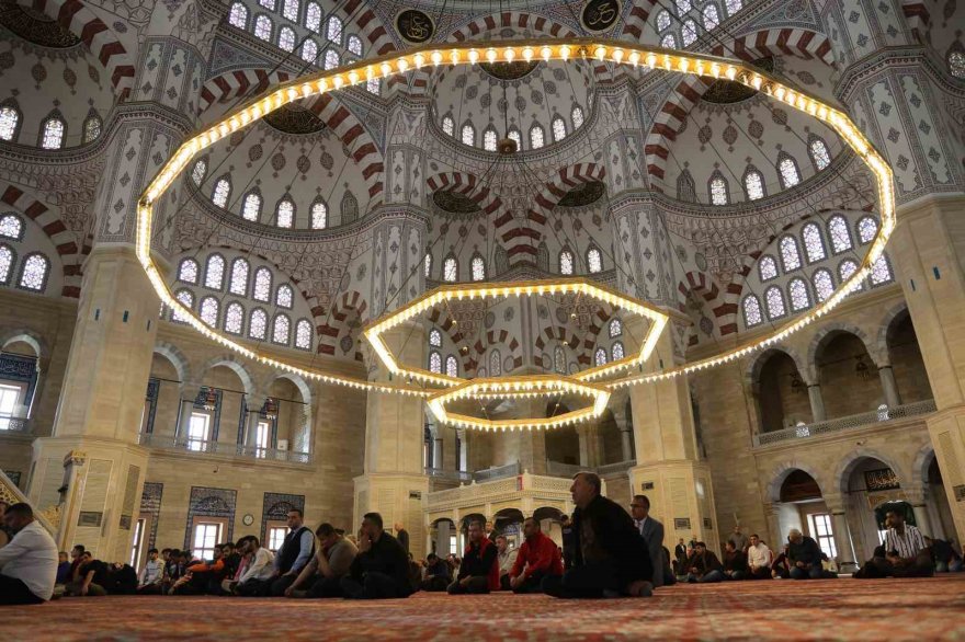 Camide ’siber dolandırıcılık’ uyarısı