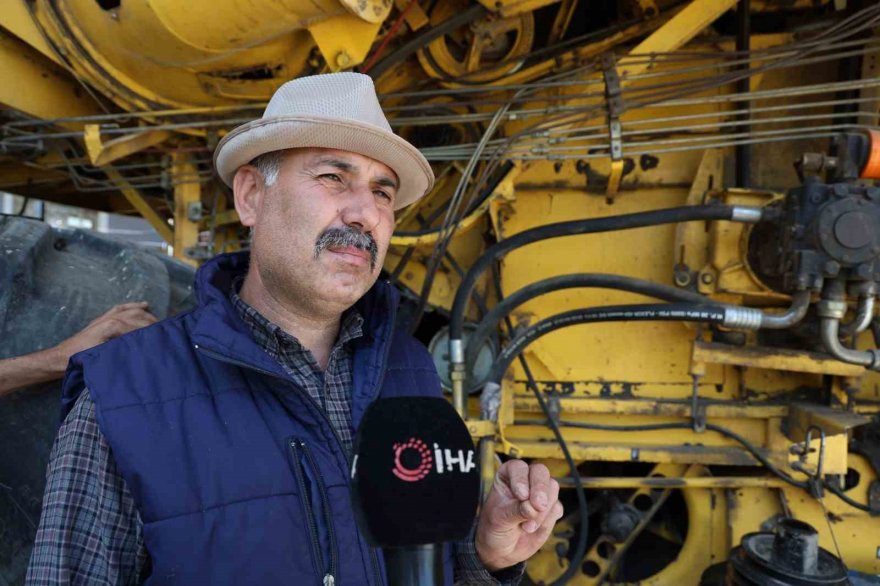 Buğday hasadı öncesi biçerdöverler hazırlanıyor