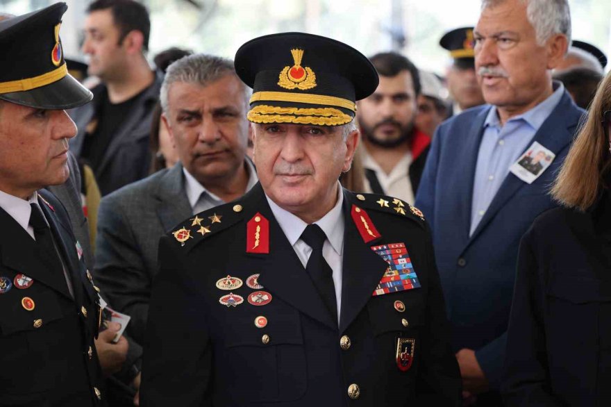 Adanalı Şehit Nebi Çullu gözyaşları içinde toprağa verildi