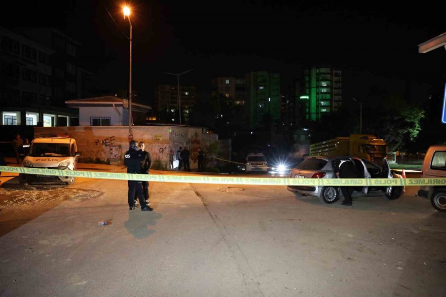 Silahlı saldırıya uğrayan üniversite öğrencisi genç kadın yaralandı