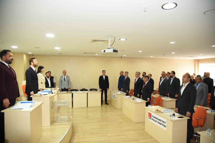 Ceyhan Belediye Meclisi ilk toplantısını gerçekleştirdi