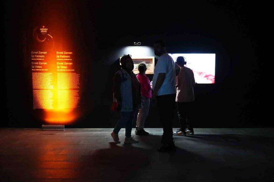 Portakal Çiçeği Karnavalı günüz sanatsal etkinliklerle akşam konserlerle devam ediyor