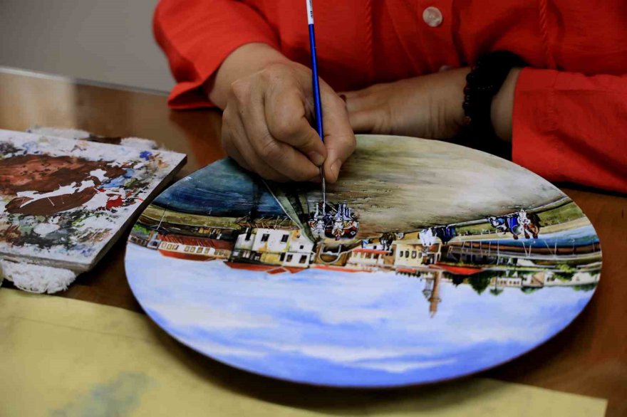 Unutulmaya yüz tutmuş sanat dallarından oluşan eserler gün yüzüne çıkıyor