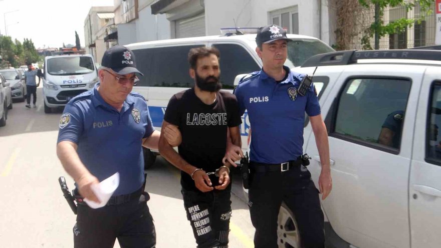 Karısıyla bastığı kişiyi bıçaklayan koca tutuklandı