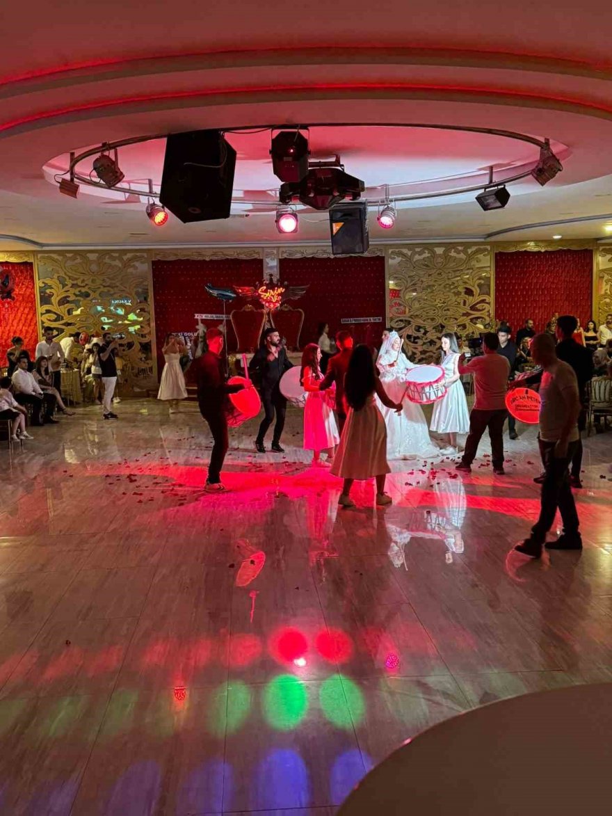 Adana'da evlenecek çiftlere düğün salonu müjdesi: İndirim geldi
